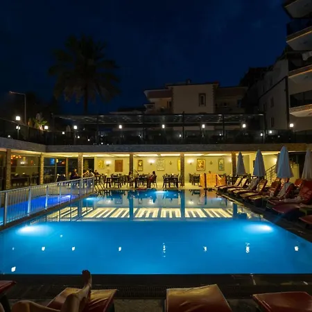 Kleopatra Fatih מלון