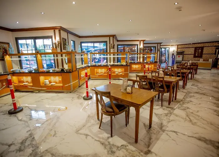 Kleopatra Fatih 4* אלאניה