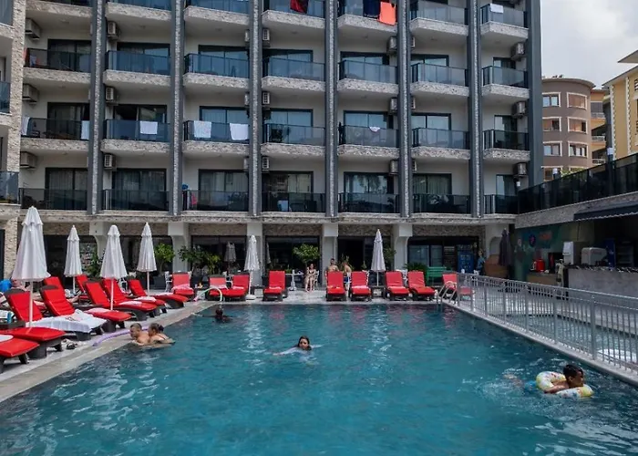 מלון Kleopatra Fatih 4*