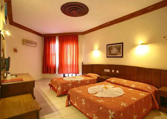 מלון Kleopatra Fatih