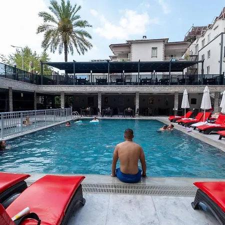 Kleopatra Fatih אלאניה