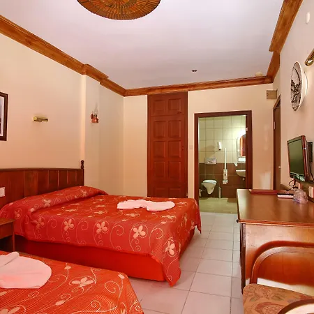 Kleopatra Fatih מלון